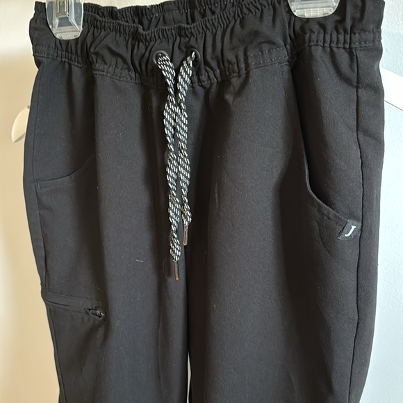 Jaanuu jogger scrubs. - Picture 2 of 8